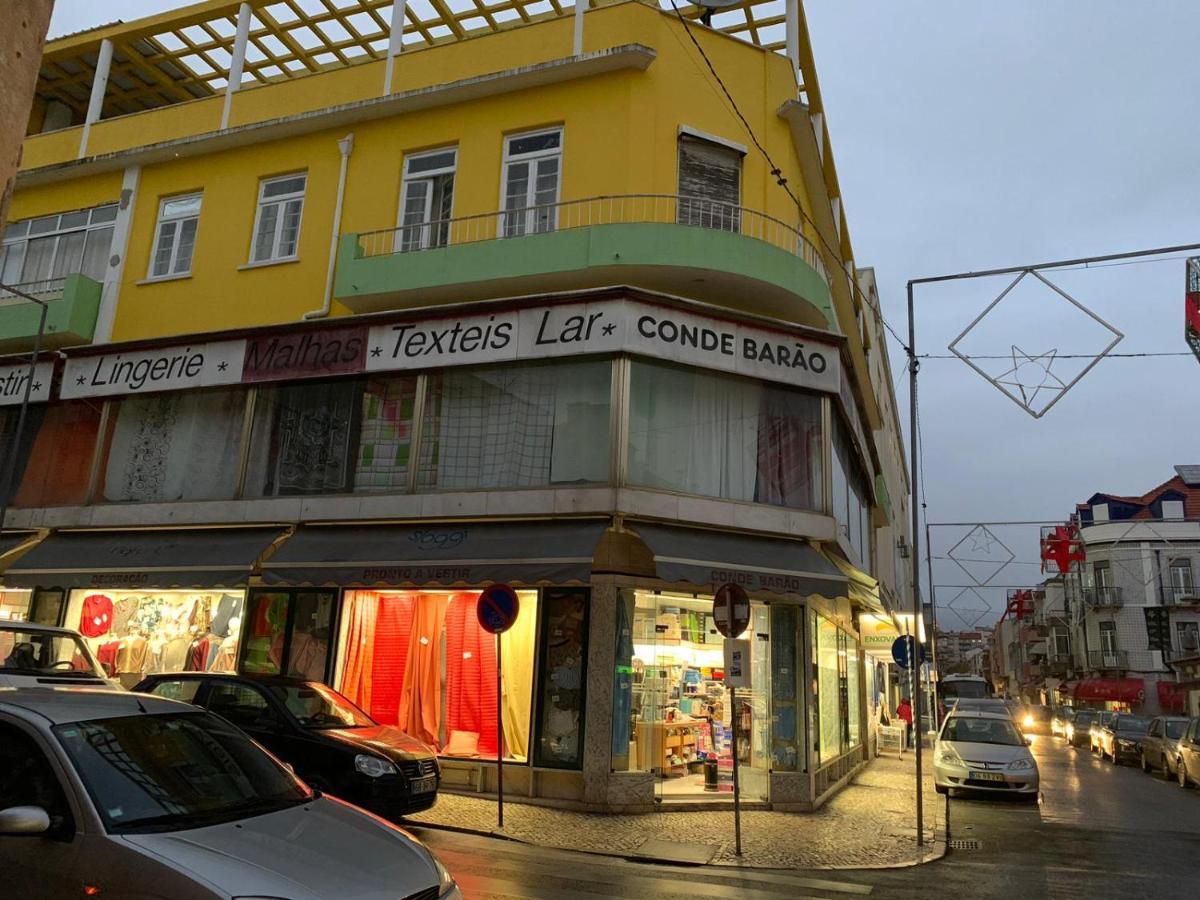 Lar Dois Coracoes Hostel Algés Kültér fotó