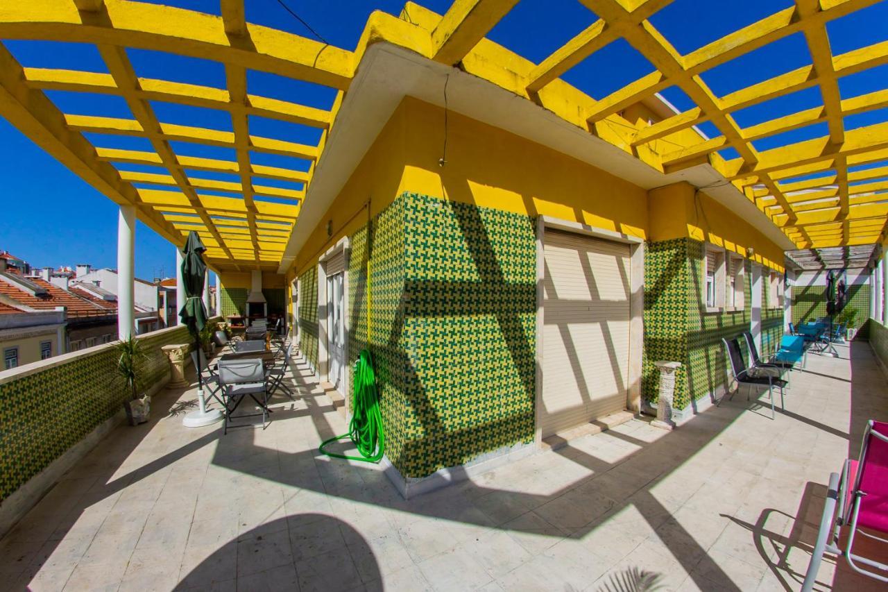 Lar Dois Coracoes Hostel Algés Kültér fotó