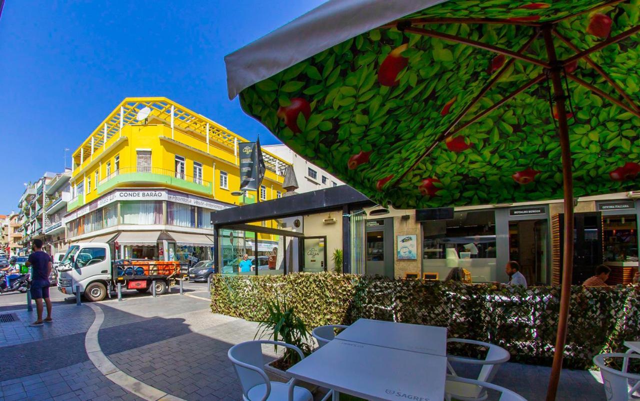 Lar Dois Coracoes Hostel Algés Kültér fotó